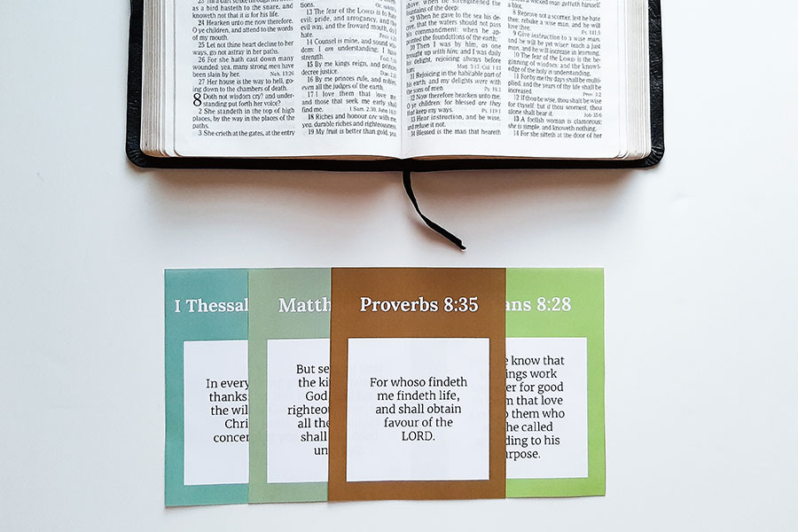 Free Bible Verse Card Printable and an Open KJV Bible